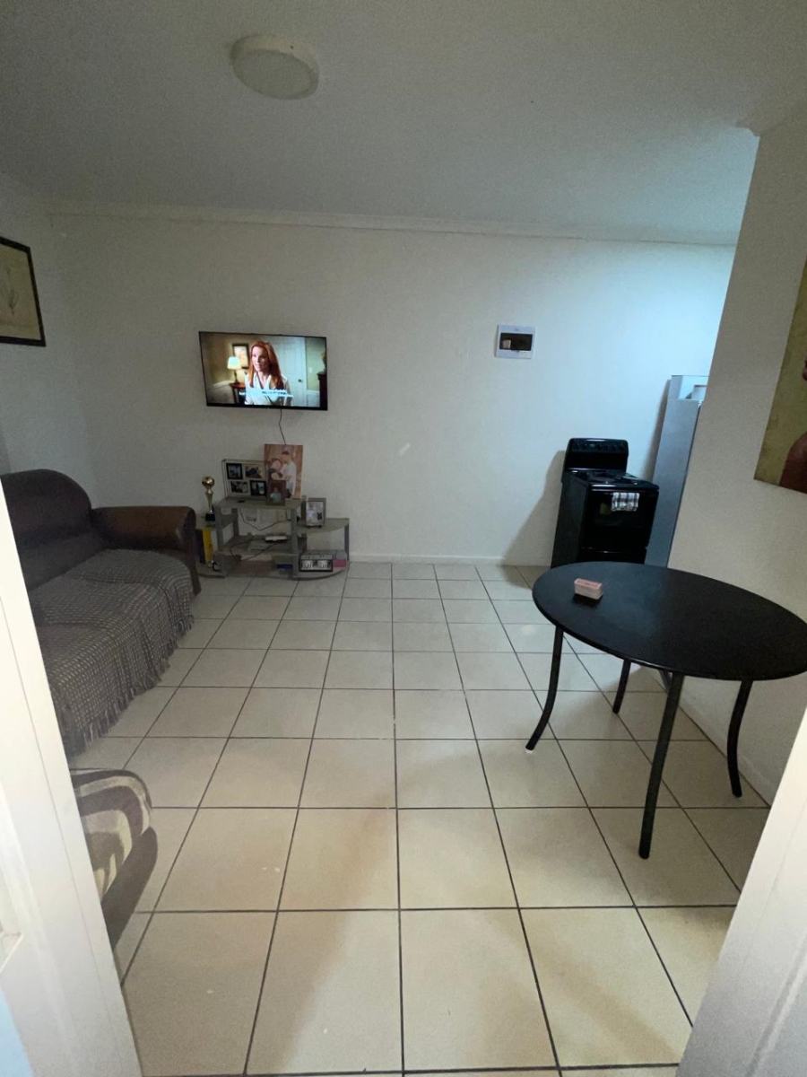 2 Bedroom Property for Sale in Heather Park Western Cape